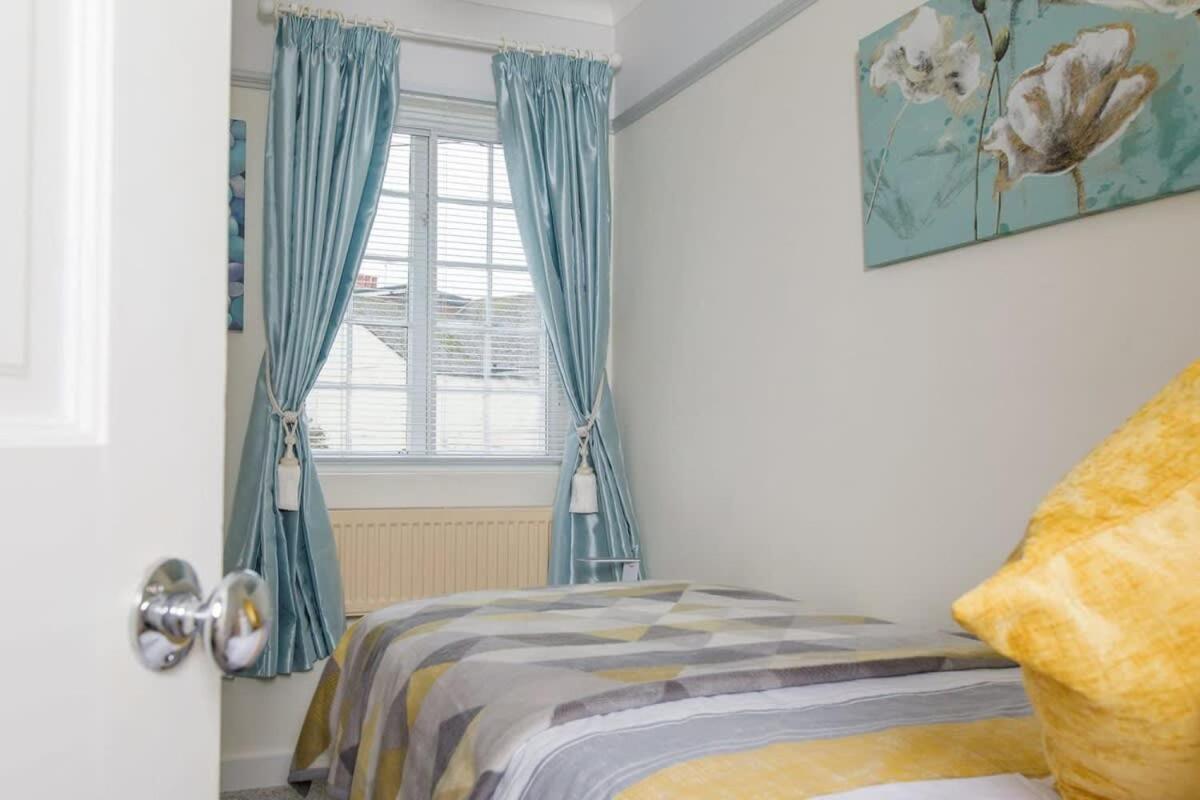 Beautiful Georgian Home In The Heart Of Chichester Eksteriør bilde